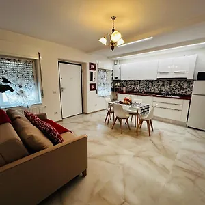 la-casa-rossa-verona.hotelinveneto.com/